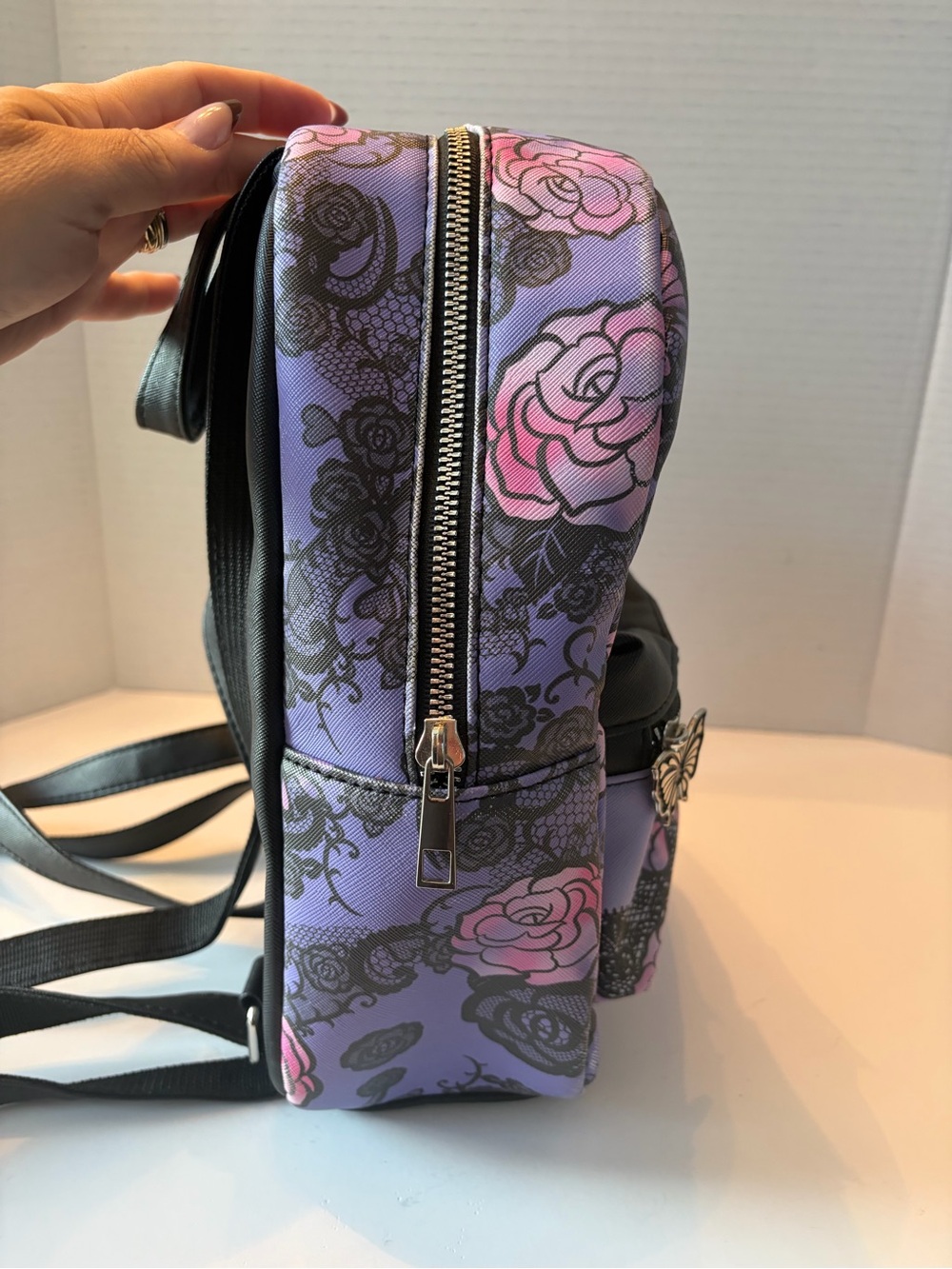 This Kuromi Roses Lace Mini Backpack by Bioworld - Picture 7 of 14